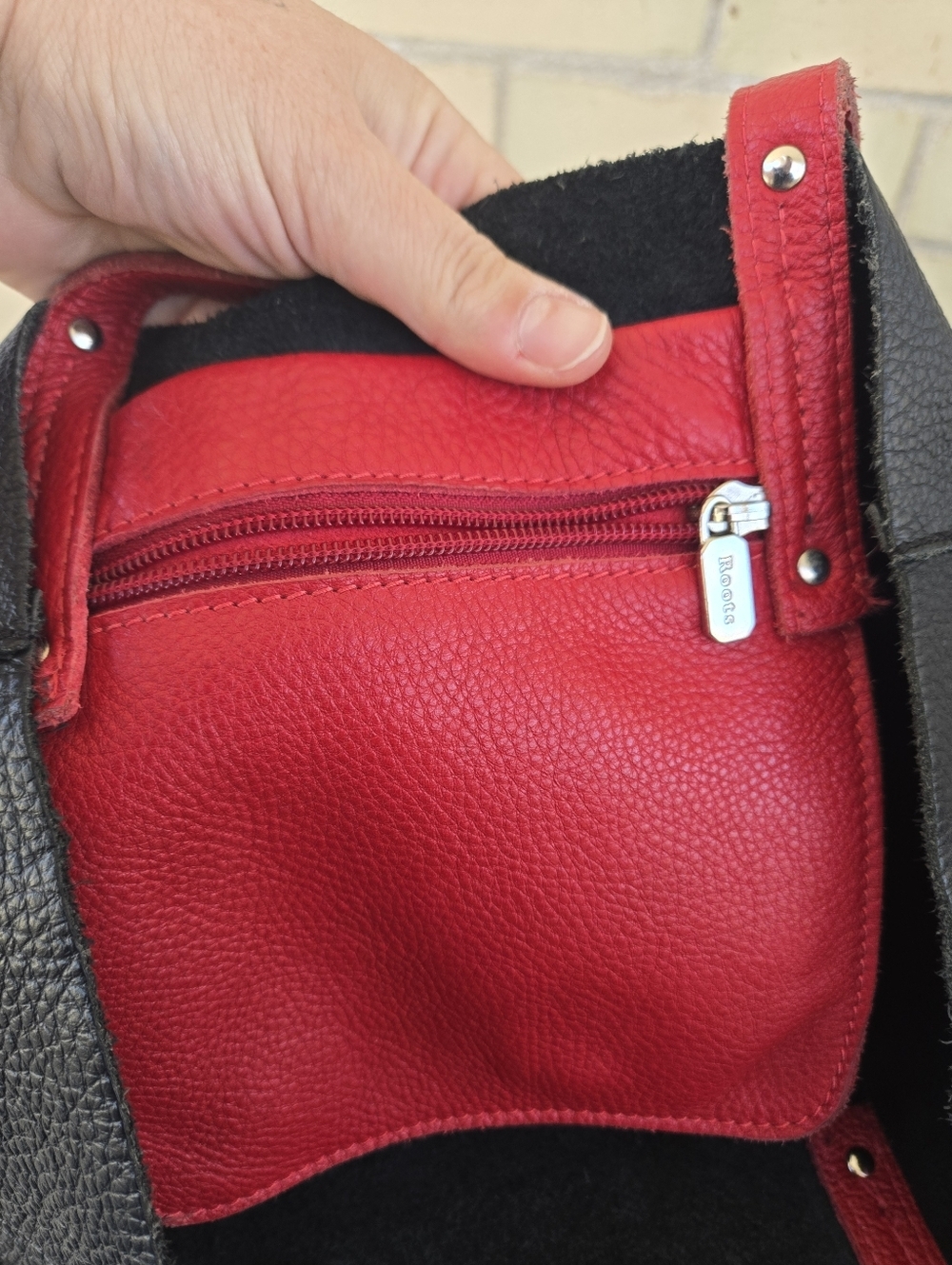 Roots Leather Tote - Picture 9 of 11